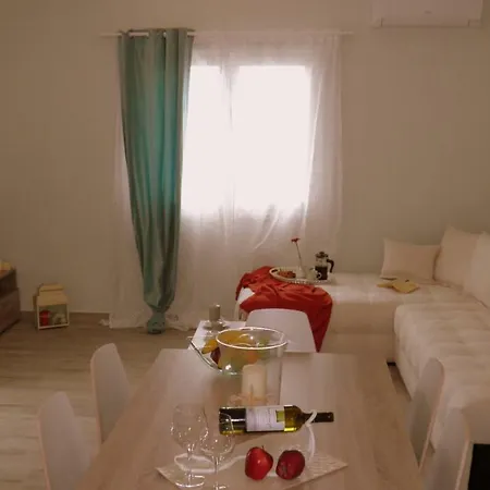 Esperia Luxury With View * Apolpaina